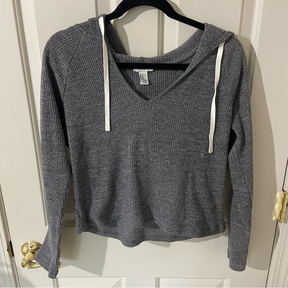 Forever 21 Charcoal Knit Sweater